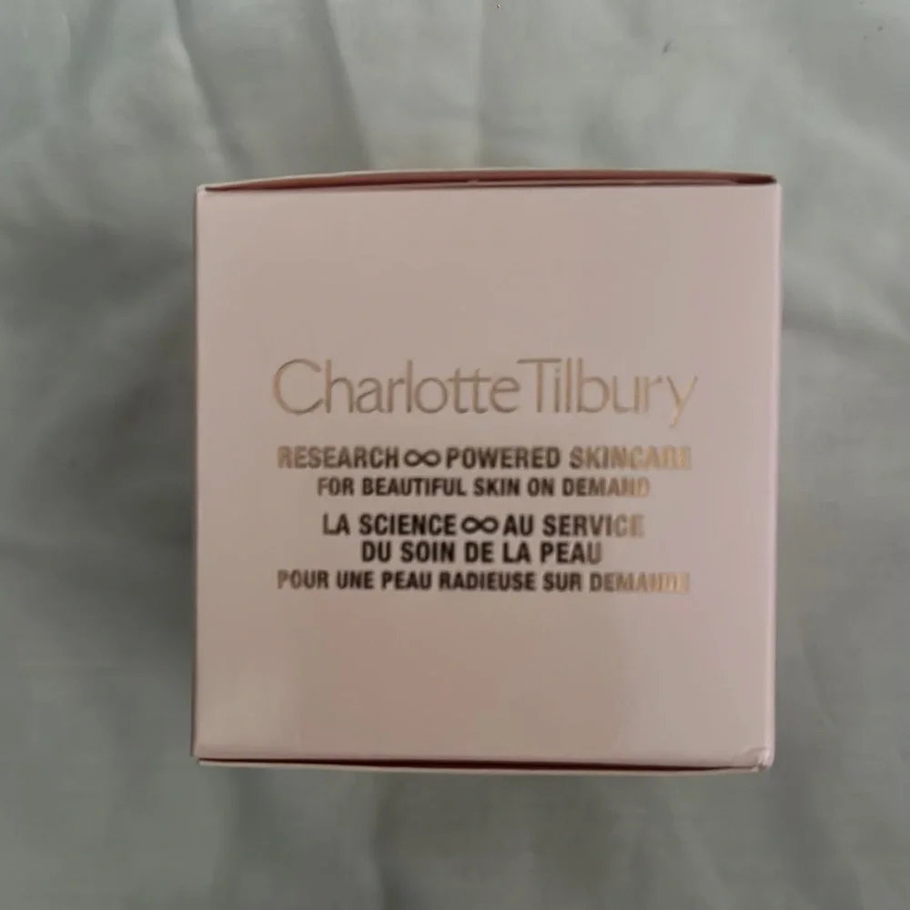 Charlotte Tilbury Magic cream lg size